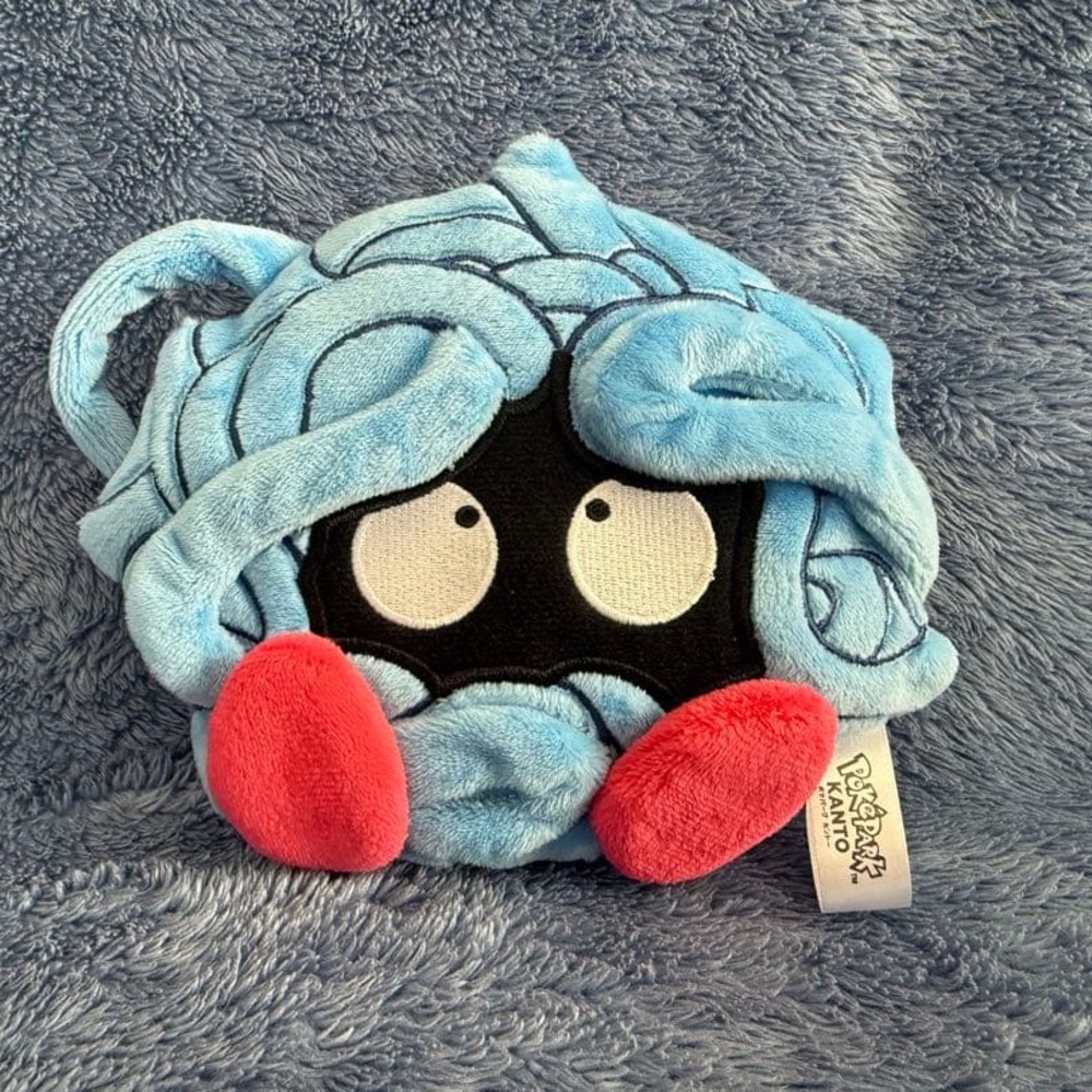 Pokemon PokePark Kanto Tangela pass case bag